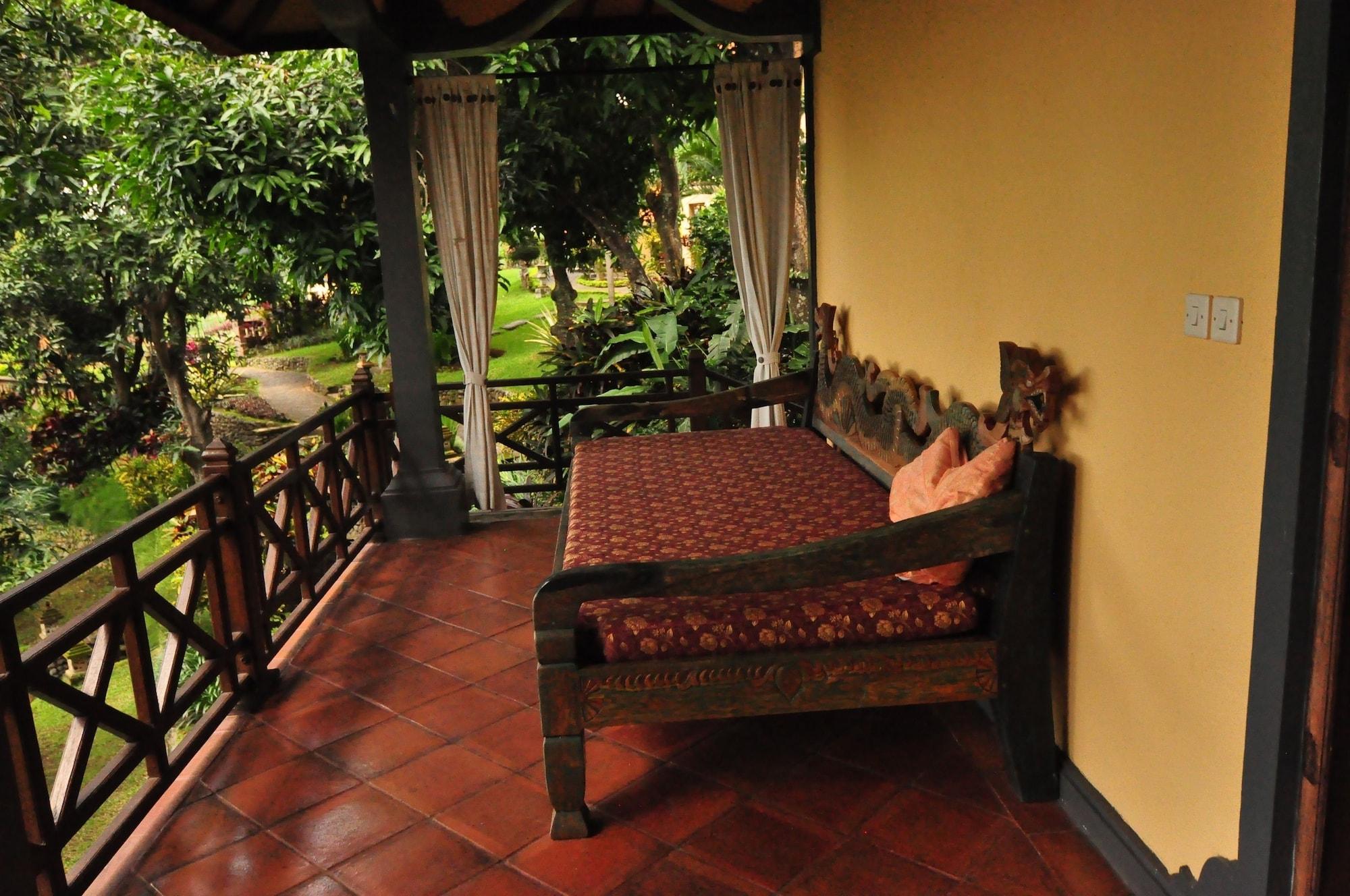 Puri Mangga Sea View Resort And Spa Lovina  Exterior photo