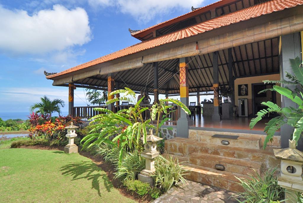 Puri Mangga Sea View Resort And Spa Lovina  Exterior photo
